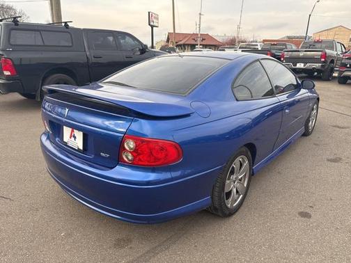 2004 Pontiac GTO Base