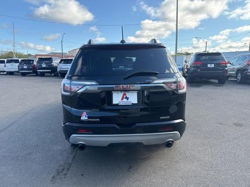 2019 GMC Acadia SLE-2