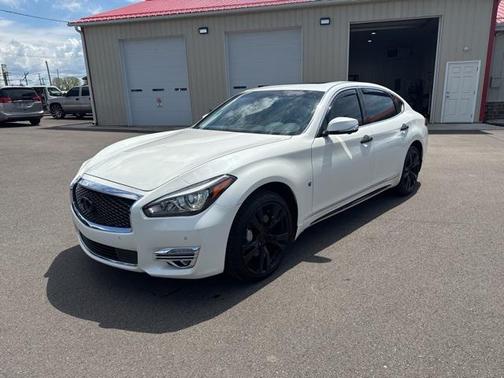 2016 INFINITI Q70L 3.7X