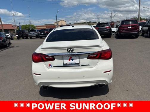 2016 INFINITI Q70L 3.7X