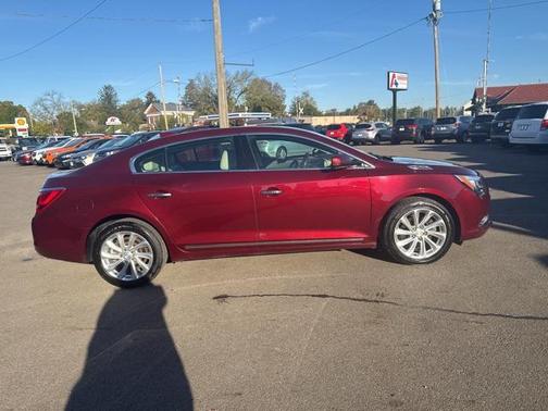 2016 Buick LaCrosse Base