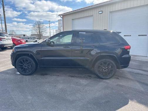 2019 Jeep Grand Cherokee Altitude
