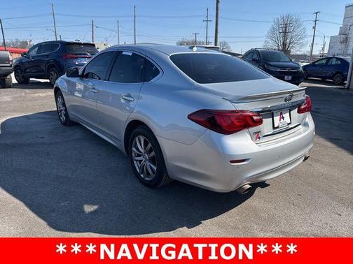 2015 INFINITI Q70 3.7X