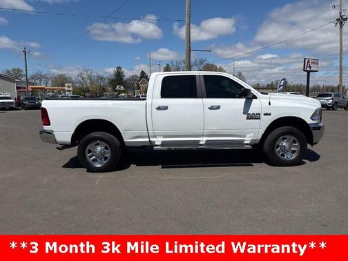 2017 RAM 2500 SLT Crew Cab 4x4 6'4' Box