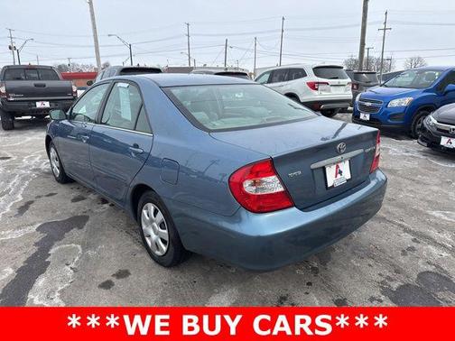 2004 Toyota Camry LE