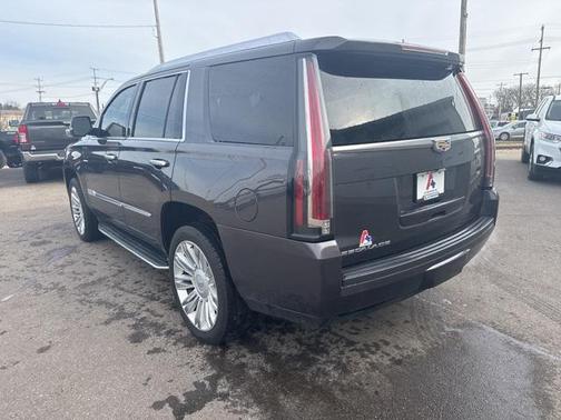 2016 Cadillac Escalade Platinum