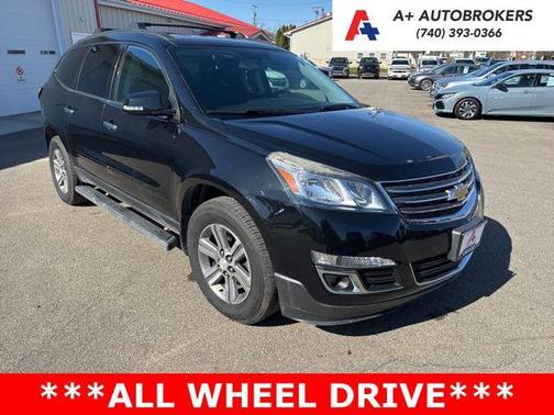 Mosaic Black Metallic 2017 Chevrolet Traverse 1LT