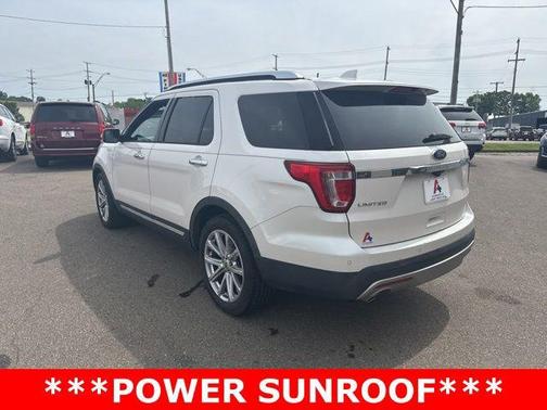 White Platinum Clearcoat Metallic 2017 Ford Explorer Limited