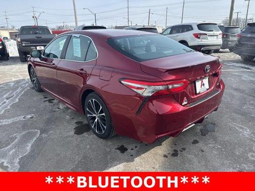 2018 Toyota Camry SE