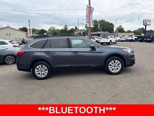 Carbide Gray Metallic 2017 Subaru Outback 2.5i Premium