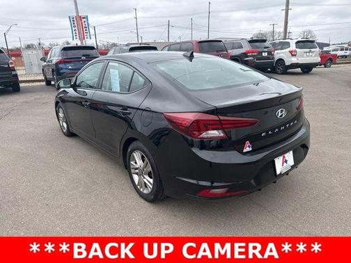 2019 Hyundai ELANTRA SEL