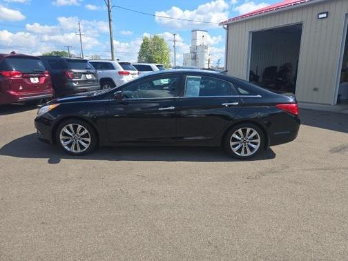 2011 Hyundai SONATA SE