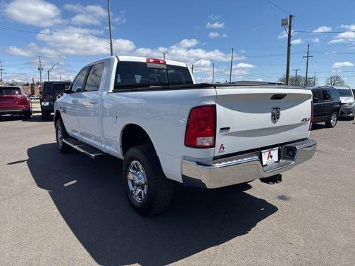 2017 RAM 2500 SLT Crew Cab 4x4 6'4' Box