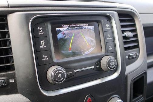 2018 RAM 2500 Tradesman Crew Cab 4x4 6'4' Box