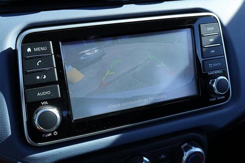 2024 Nissan Versa 1.6 SV