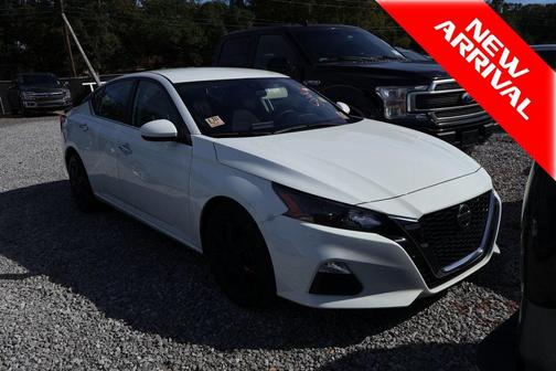 2022 Nissan Altima S FWD