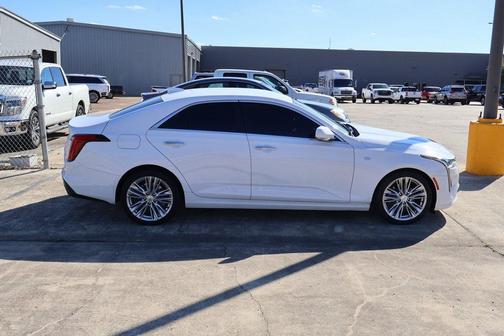 2023 Cadillac CT4 Premium Luxury