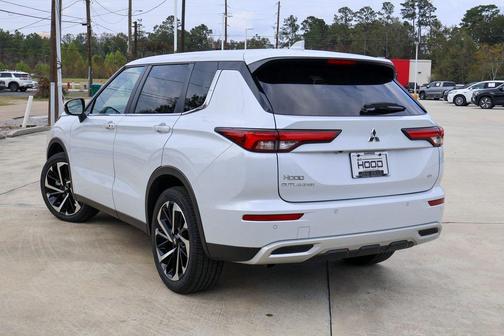 2024 Mitsubishi Outlander SE 2.5 2WD