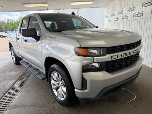 Silver Ice Metallic 2020 Chevrolet Silverado 1500 Custom