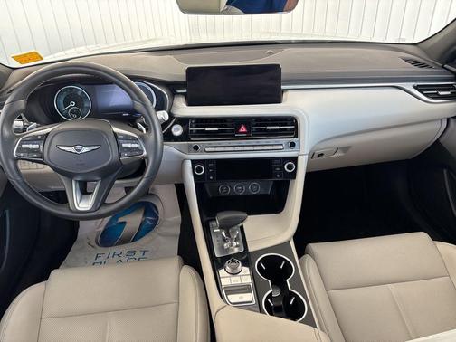 Alta White 2025 Genesis G70 2.5T RWD