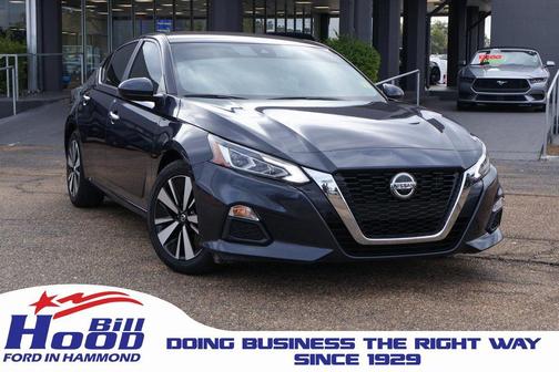 2022 Nissan Altima 2.5 SV