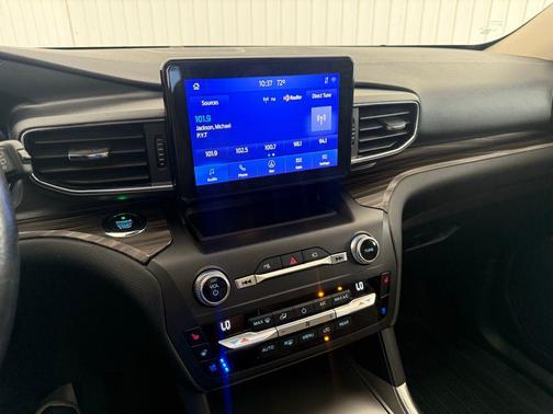 Blue Metallic 2020 Ford Explorer Limited