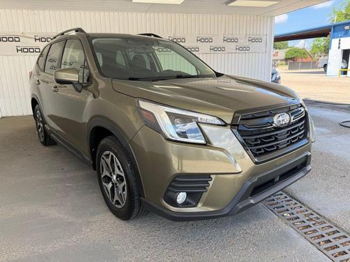 Autumn Green Metallic 2023 Subaru Forester Premium