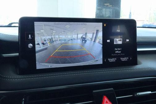 2025 Genesis G70 2.5T RWD