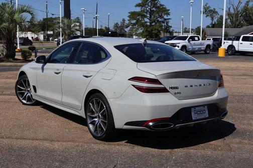 2025 Genesis G70 2.5T RWD