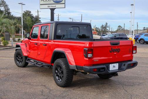 2023 Jeep Gladiator Willys 4x4