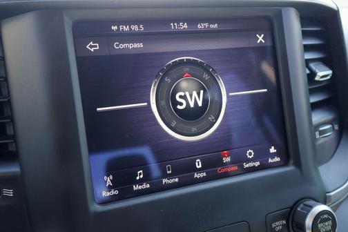 2020 RAM 2500 Tradesman Crew Cab 4X4 6'4' Box