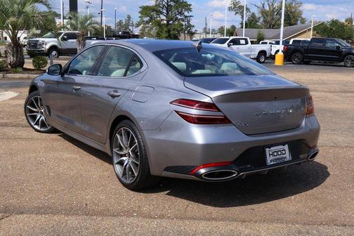 2025 Genesis G70 2.5T RWD