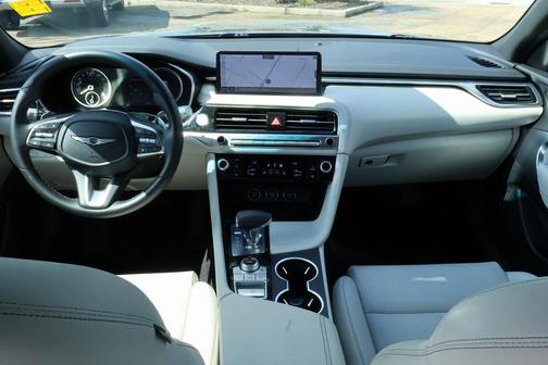 2025 Genesis G70 2.5T RWD