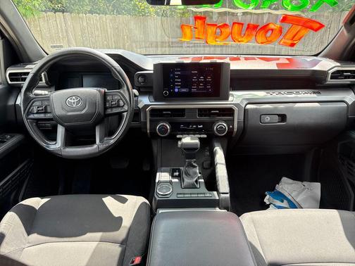 Ice Cap 2024 Toyota Tacoma SR5