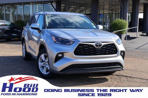 2022 Toyota Highlander LE