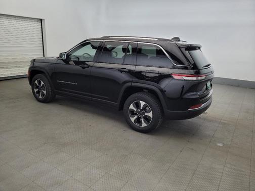 Diamond Black Crystal Pearlcoat 2022 Jeep Grand Cherokee 4xe Base