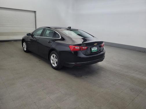 Mosaic Black Metallic 2024 Chevrolet Malibu FWD 1LT
