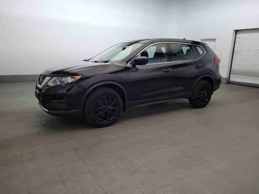 Black 2019 Nissan Rogue S