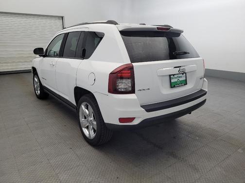 Bright White Clearcoat 2014 Jeep Compass Latitude