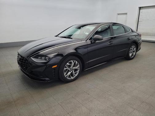 Black 2023 Hyundai SONATA SEL