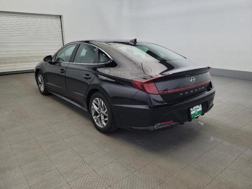 Black 2023 Hyundai SONATA SEL