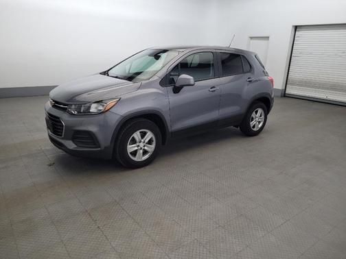 Gray 2020 Chevrolet Trax LS