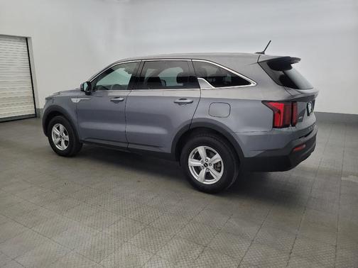 2022 Kia Sorento LX