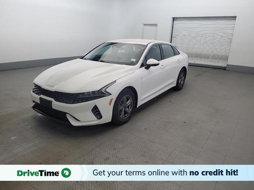 Glacial White Pearl 2022 Kia K5 LXS