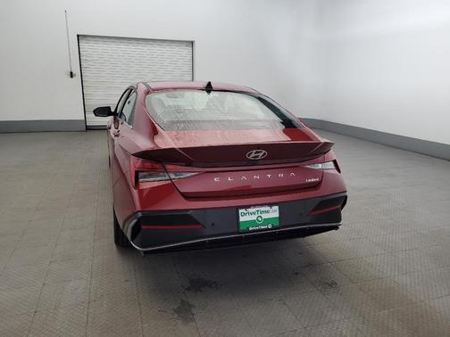 Ultimate Red 2024 Hyundai ELANTRA Limited