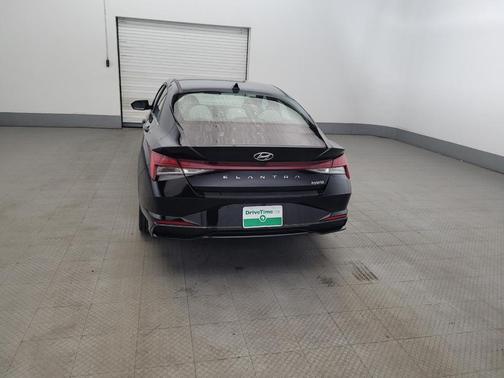 Phantom Black 2023 Hyundai ELANTRA HEV Limited