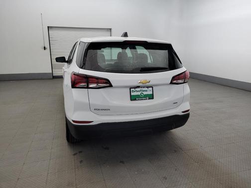 Summit White 2024 Chevrolet Equinox LS