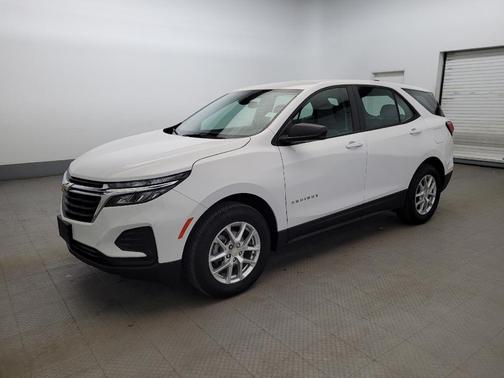 Summit White 2024 Chevrolet Equinox LS