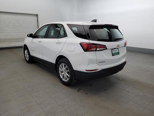 Summit White 2024 Chevrolet Equinox LS