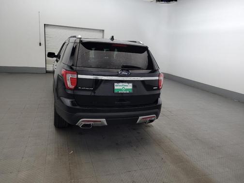 Shadow Black 2016 Ford Explorer Platinum